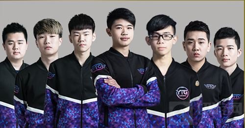 满头大汗 满头大汗