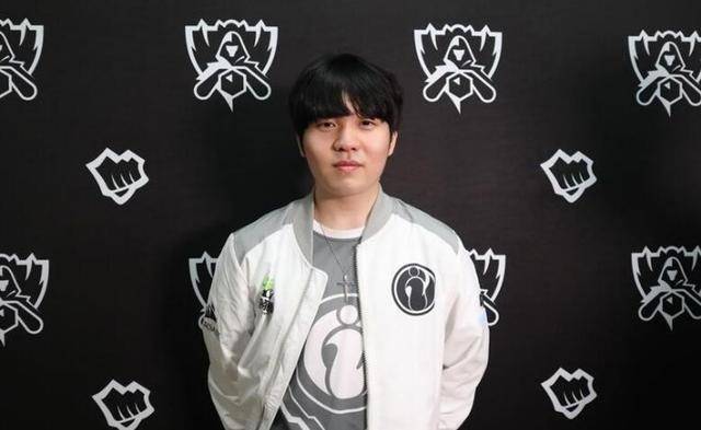 后怒斥裁判 后怒斥裁判