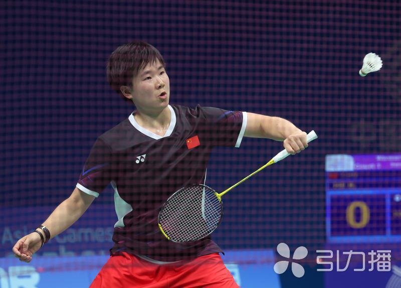 吴艳妮夺冠 吴艳妮夺冠