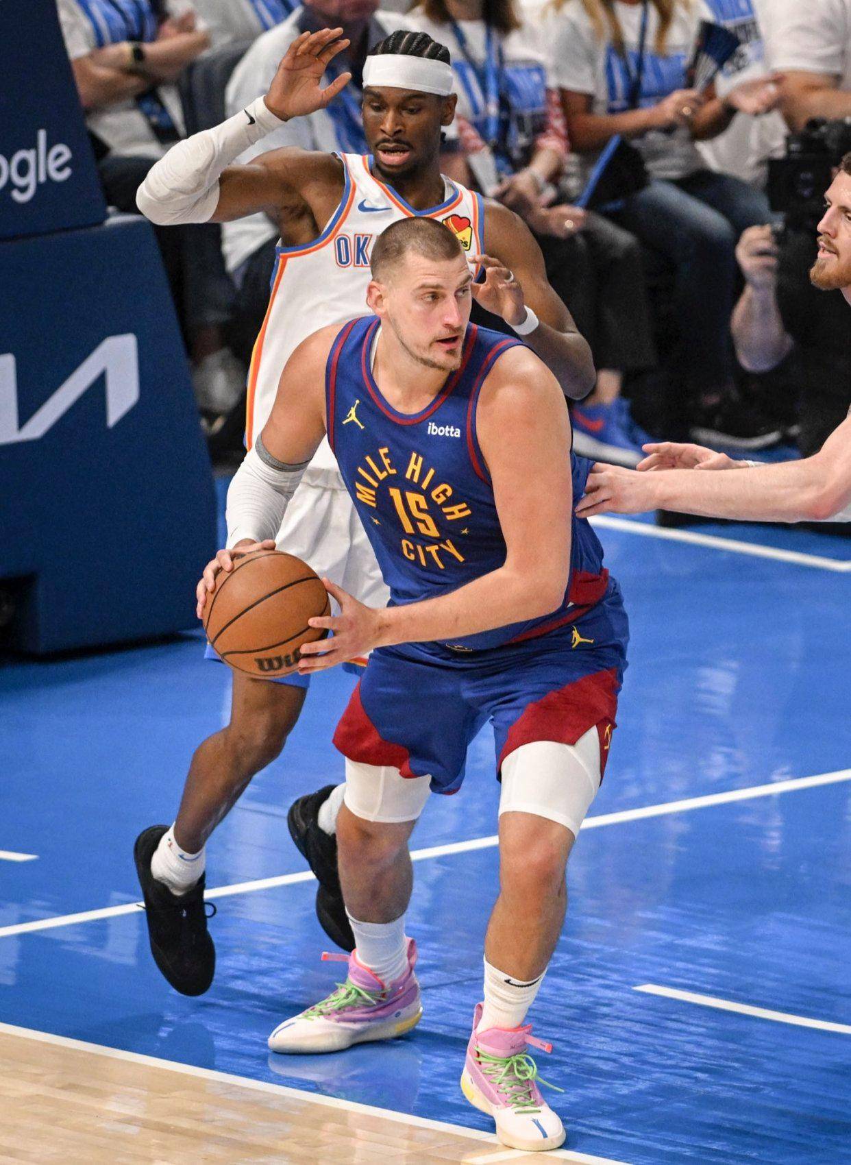 在该场比赛 在该场比赛