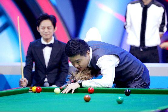 仅展现了他 仅展现了他