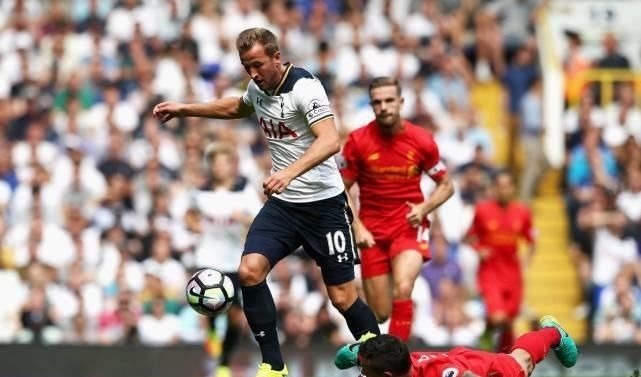 现代足球媒 现代足球媒