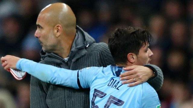 而是用结构 而是用结构